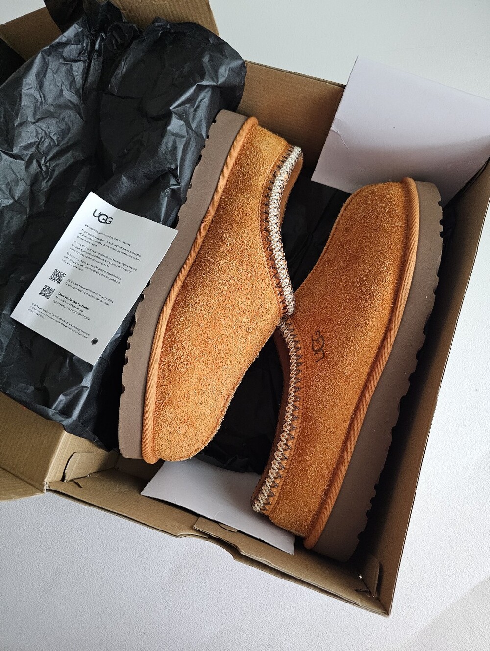 UGG Tasman Shaggy Suede Slippers Dark Apricot Men’s Size 12 Like New Box - Picture 9 of 14